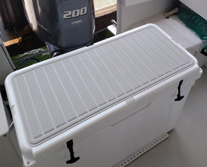 White cooler pad in use