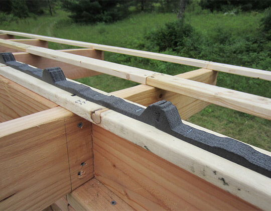 Podcast How To Insulate An Unvented Roof Fine Homebuilding Roof Sheathing Roof Insulation Cathedral Ceiling